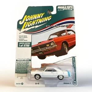 Dodge Dart Swinger 340 2021 Johnny Lightning 1970 - Imagen 1 de 3