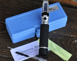 Rifrattometro Portatile ATC 0-18% Nuovo - Foto 1 di 9