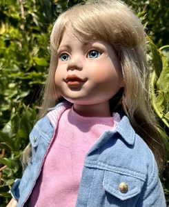 Muñeca Robert TONNER MAGIC ATTIC 18" ALISON Rubia/Azul Conjunto Original Usado en Excelente Condición Años 90 - Imagen 1 de 22