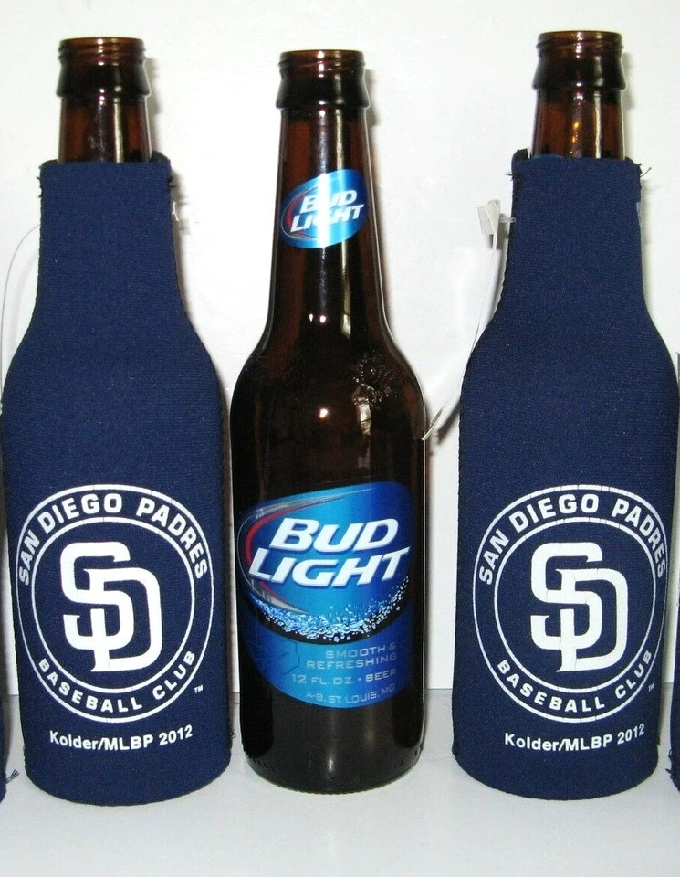 DOS (2) TRAJES BOTELLA DE NEOPRENO SAN DIEGO PADRES DE KOLDER (VENTA DE UN DÓLAR) Foto 1 de 1