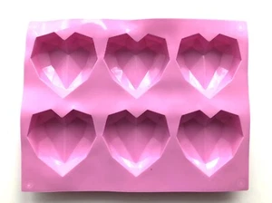 Large Faceted Hearts silicone chocolate mould - Picture 1 of 3