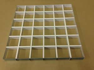 CONTROSOFFITTO GRIGLIATO IN ALLUMINIO BIANCO 60X60 CM - 3 PANNELLI - Foto 1 di 1