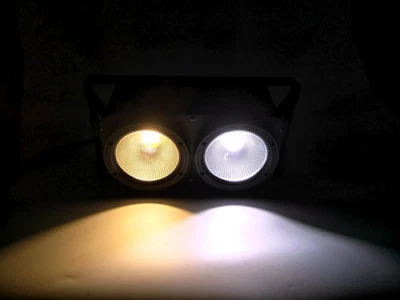 Cob Blinder 2X100W 2 Eyes Warm White 2in1 LED Cob audience light - Image 1 of 4