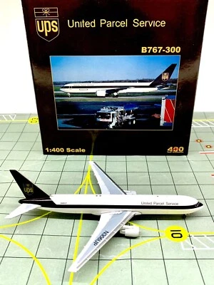 RARE Big Bird / AeroClassics Scale 1:400 UPS Boeing 767-300 N306UP - Image 1 of 2