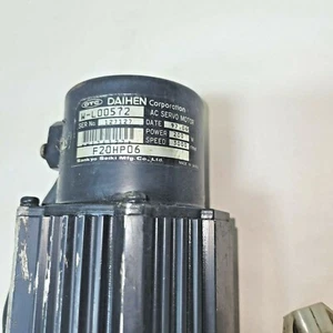 DAIHEN AC SERVO MOTOR W-L00572 200W - Picture 1 of 5