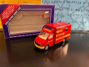 1/55 1/43 SIKU Mercedes Sprinter RTW Rescue Caisson Feuerwehr bomberos pompiers - Foto 1 di 2