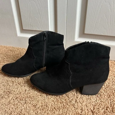Faded Glory Womens Size 9 Black Faux Suede Ankle Boots Fashion Booties - Image 1 of 4