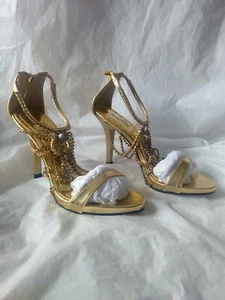 Wild Rose Shoes Heels Size 6.5 Gold - Picture 1 of 6