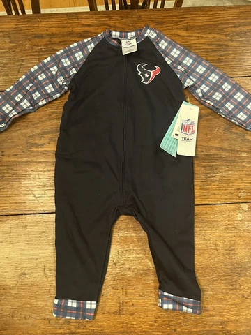 NFL Team Apparel Houston Texans 18 Month long sleeve pajama sleeper outfit NWT Cover