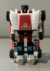 2002 Transformers G1 Autobot Security Director RED ALERT Robots Figure Hasbro - Picture 1 of 10