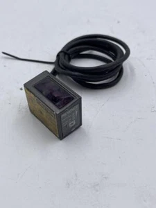 KEYENCE BL-601 - Picture 1 of 3