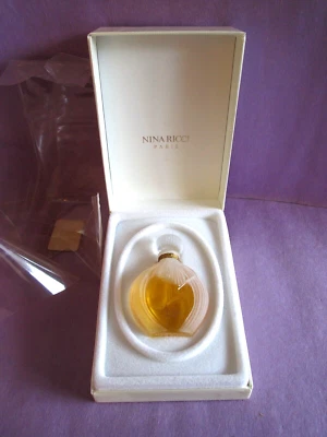 Nina Vintage Pure Perfume Nina Ricci 1/4 oz New in Box - Image 1 of 4