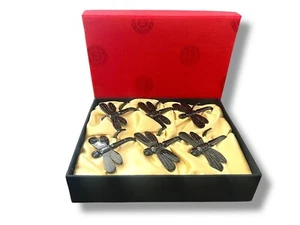 6 Carved Horn Dragonfly Napkin Rings in Original Presentation Box - Picture 1 of 15