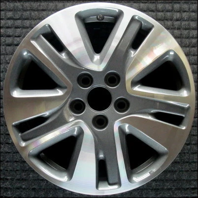 Honda Odyssey 18 Inch Machined OEM Wheel Rim 2014 To 2017 - Image 1 of 1