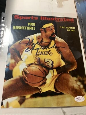 WILT CHAMBERLAIN AUTO PHOTO JSA COA LOS ANGELES LAKERS HALL OF FAME OFFERS - Image 1 of 2
