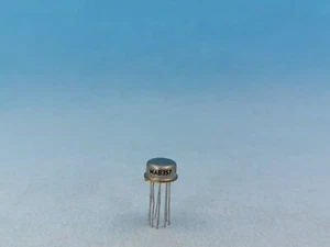 2 x MAB357  Input High speed Single Op Amp LF357H  METAL GOLD IC - Picture 1 of 1