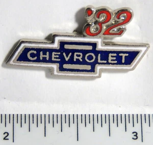 1932 Chevrolet Pin Oldtimer Chevy Jahr Auto Anstecknadel - Bild 1 von 2