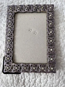 Verzauberter Bilderrahmen Silber Metall Flieder Emaille mit Strass 6" x 4" - Bild 1 von 9