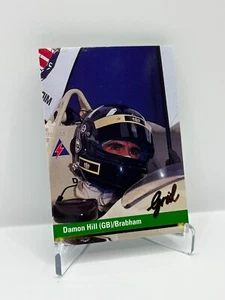 1992 Grid Formula 1 F1 #74 Damon Hill Rookie Card RC Portrait Brabham Helmet - Bild 1 von 2