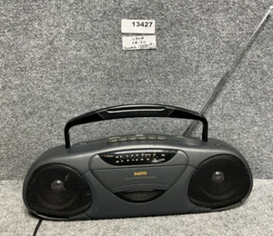 Sanyo AM/FM Stereo Boombox M-7016 Radio Cassette Player/Recorder - Gray - Picture 1 of 13