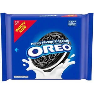 OREO Chocolate Sandwich Cookies Party Size 24.16oz – Classic Cream-Filled - Picture 1 of 6