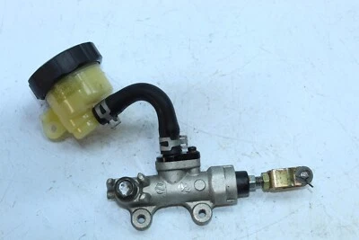 01-06 SUZUKI KATANA 600 FRENO TRASERO CILINDRO MAESTRO CON DEPÓSITO 69600-08F00 Foto 1 de 4