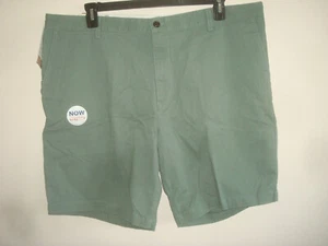 Mens Shorts Size 42 Dockers Green NWT - Picture 1 of 2