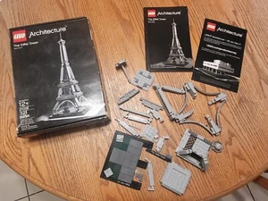 LEGO ARCHITECTURE: The Eiffel Tower (21019) with Box Instructions Incomplete - Picture 1 of 8