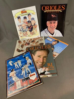 Lot of 6 Baltimore Orioles Game Program and Magazines (1989) - Camden Yards, 369 - Image 1 of 4