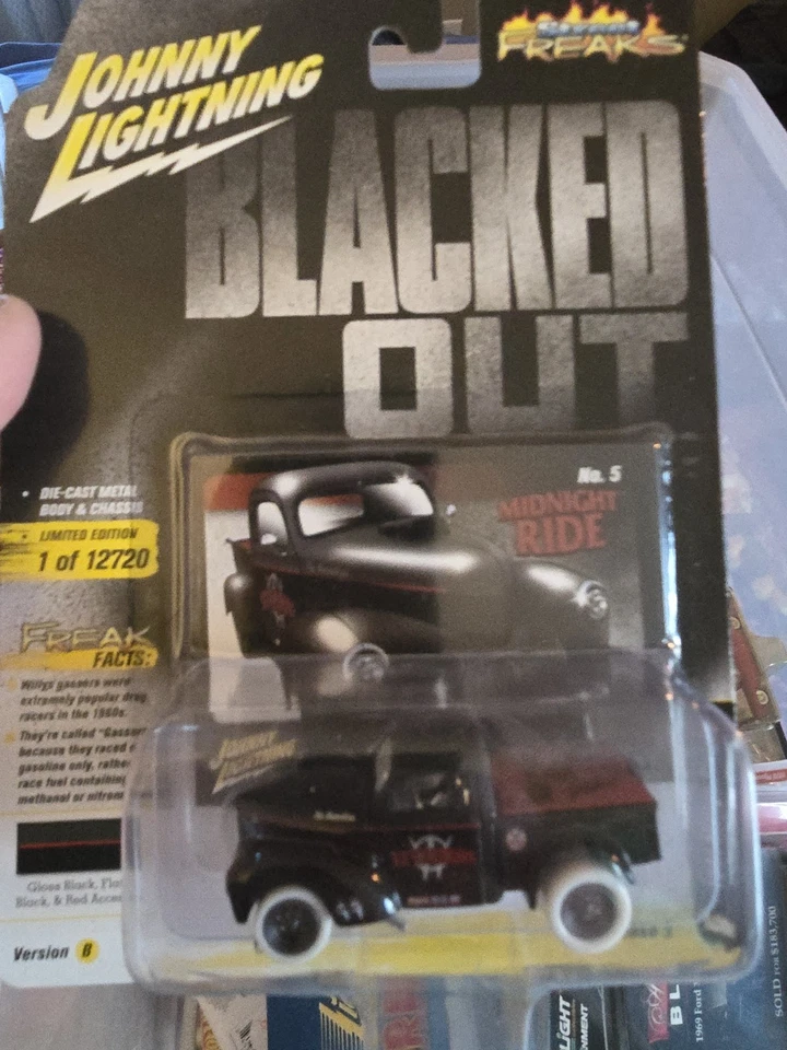 Johnny Lightning White Lightning 1941 Willys Gasser Street Freaks Blacked Out Foto 1 de 1