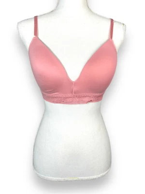Jessica Simpson Wireless formed Pink bra - Image 1 of 4