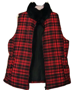 Gilet Chaps Puffy taglia M collo pelliccia sintetica rosso nero bufalo a quadri zip davanti donna - Foto 1 di 7