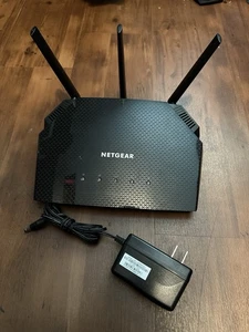 NETGEAR AX1800 1000 Mbps 4 Port Wireless Router Wifi 6 (Model RAX10) - Picture 1 of 3