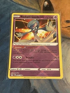 Radiant Gardevoir 069/196 Swsh11: Lost Origin Holo - Picture 1 of 2