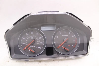 PAINEL DE VELOCIDADES Volvo V50 2009 09 2010 1013415 - Imagem 1 de 4