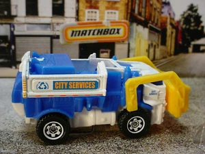 2016 Matchbox GARBAGE GULPER ☆white/blue truck; CITY SANITATION☆ Truck☆ - Picture 1 of 4