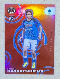 2022-23 Panini Chronicles DYNAGON Khvicha Kvaratskhelia RED PRIZM RC #/99 SP - Imagen 1 de 2