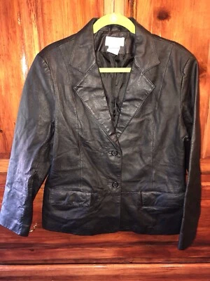 Chaqueta de cuero negra para mujer Chadwicks 14P 2 botones bolsillos delanteros, forrada de poliéster Foto 1 de 4