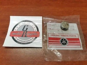 NEW NOS Yamaha 1973 1974 TX500 1975 - 1978 XS500 CAP COVER 371-15417-00-00 Y154 - Picture 1 of 4