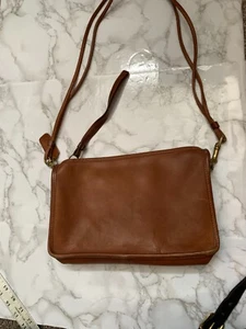 Coach Schultertasche/Handgelenktasche hellbraun Vintage Damen Leder Handtasche NYC Nr: 558-3741 - Bild 1 von 9