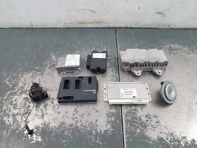 2016 Porsche 981 Cayman GT4 Body Control Modules / Amplifier  #1352 V9 - Image 1 of 4