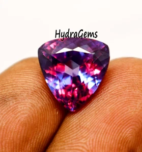 Natürlicher farbwechselnder Alexandrit 9 kt Billionenschliff zertifizierter l... - Bild 1 von 10