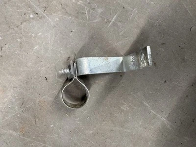 1961 - 1964 雪佛兰 Impala Belair 收音机天线底座 25 美分 1/4 面板安装支架 — 第 1/4 张图片