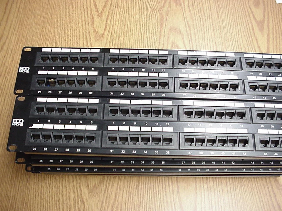 Патч-панель eco krone cat 5e 48 портов - проводка t568b - Изображение 1 из 1