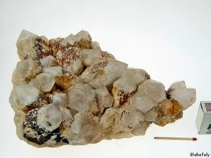 KS118 piña formación cuarzo cristal de montaña 1935 talla auténtica piedra curativa Madagascar - Imagen 1 de 6