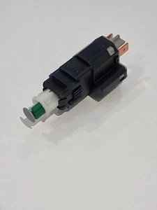 Interruptor de luz de freno XBLS129 reemplaza intermotor 51674 - Imagen 1 de 2