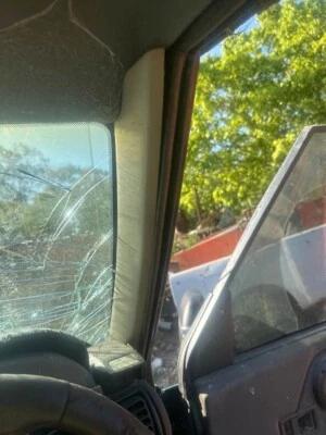 1994 Land Rover Discovery Right Inner Pillar Trim 89-98 Series 1 #B474 - image 1 of 4