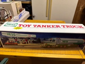 1990 HESS Spielzeug Tankwagen Licht und Geräusche NEU in OVP - Bild 1 von 1
