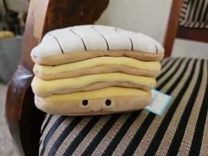 NWT Retired‼️Jellycat Pretty Mille Feuille Food Plush Pastry Rare FAST SHIPPING! - Picture 1 of 6