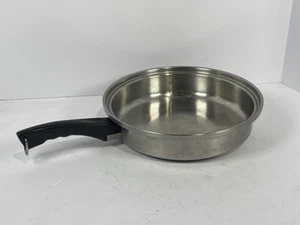 Lustre Craft 18-8 3-ply stainless steel skillet with a black handle 11in - Picture 1 of 7